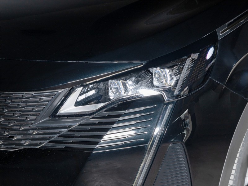 13 - Peugeot 3008 1.2 puretech turbo gt s&s