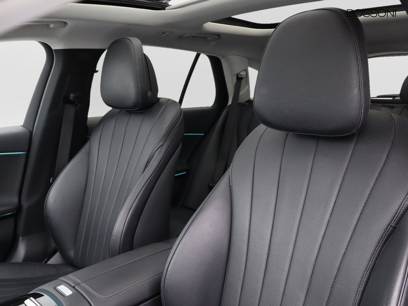 7 - Mercedes Classe E station wagon all-terrain 300 de plug in hybrid premium 4matic 9g-tronic