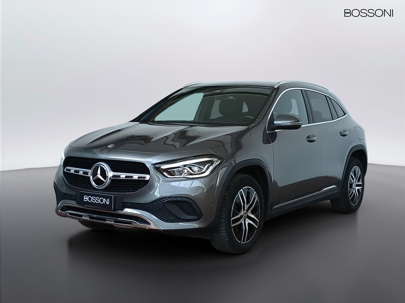 1 - Mercedes GLA 200 d sport plus 8g-dct