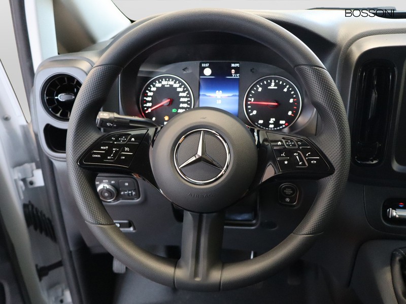 13 - Mercedes Vans Vito furgone 110 cdi long pro
