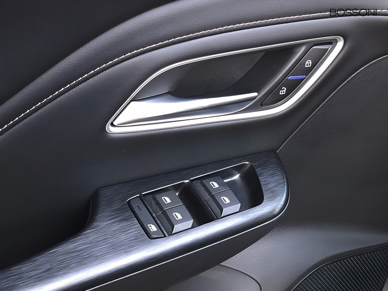 19 - Mg ZS 1.5 hybrid+ luxury auto