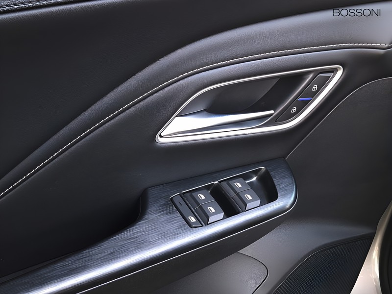 19 - Mg ZS 1.5 hybrid+ luxury auto