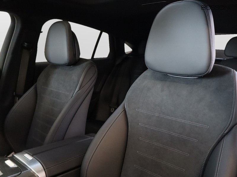 7 - Mercedes GLC coupe 220 d amg line premium 4matic 9g-tronic