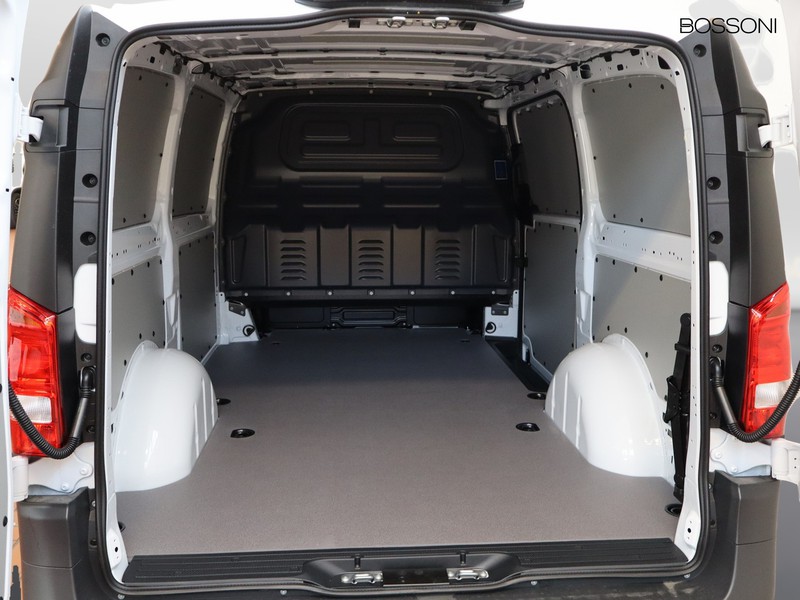13 - Mercedes Vans Vito furgone 114 cdi long