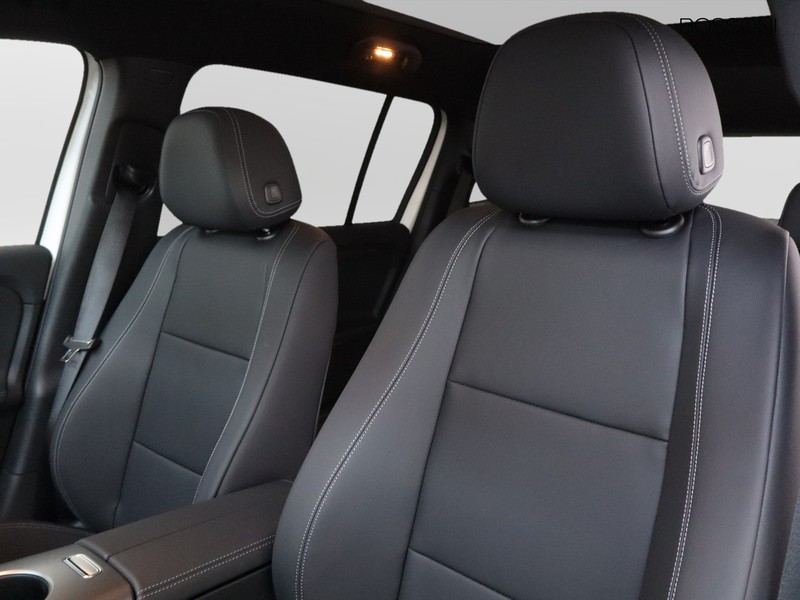 7 - Mercedes GLB 200 advanced plus 8g-edct