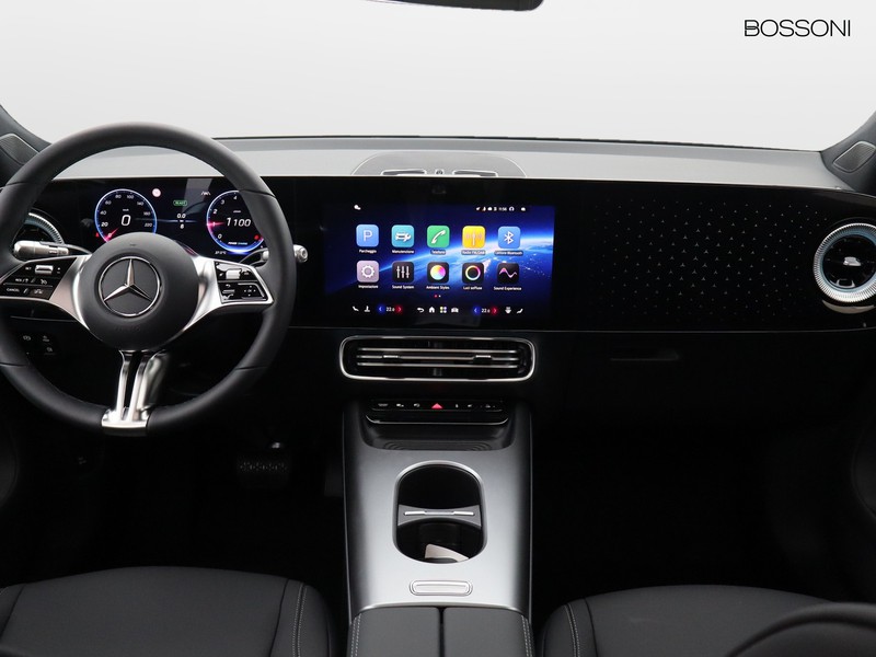13 - Mercedes GLB 200 advanced plus 8g-edct