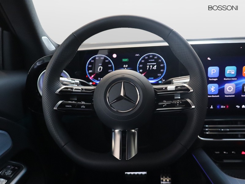 13 - Mercedes GLB 350 elettrica advanced plus 4matic