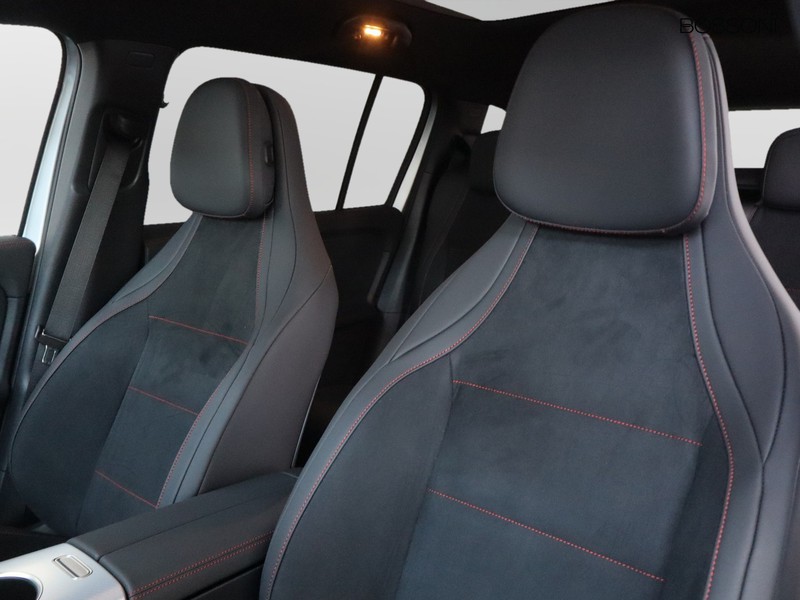 7 - Mercedes GLB 200 premium 4matic 8g-edct