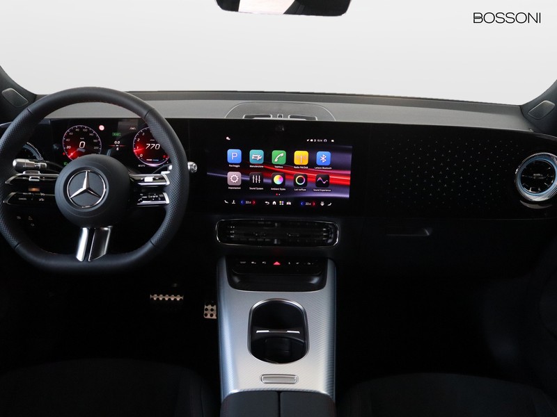 13 - Mercedes GLB 200 advanced plus 8g-edct