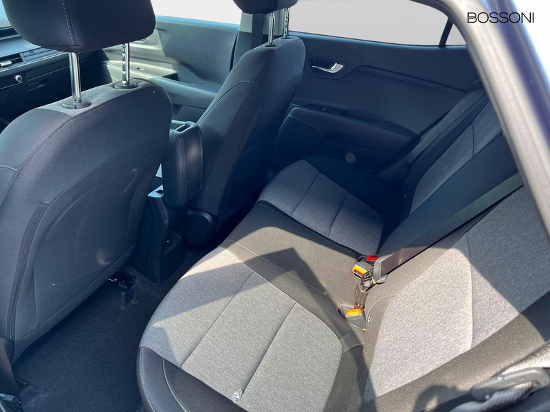 13 - Kia Stonic 1.0 t-gdi style