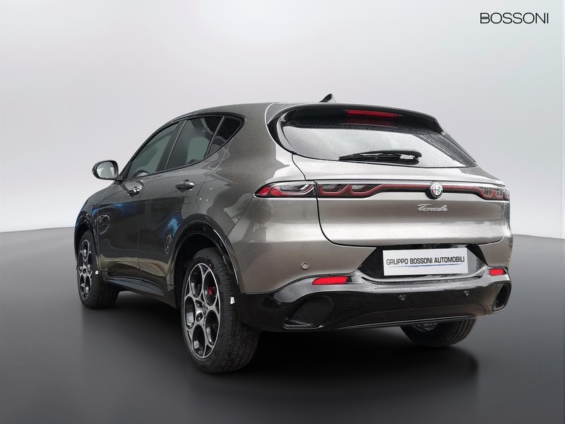7 - Alfa Romeo Tonale 1.5 hybrid 160cv veloce tct7