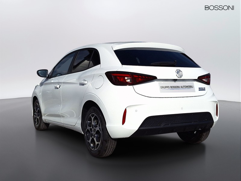 7 - Mg MG3 1.5 hybrid+ luxury