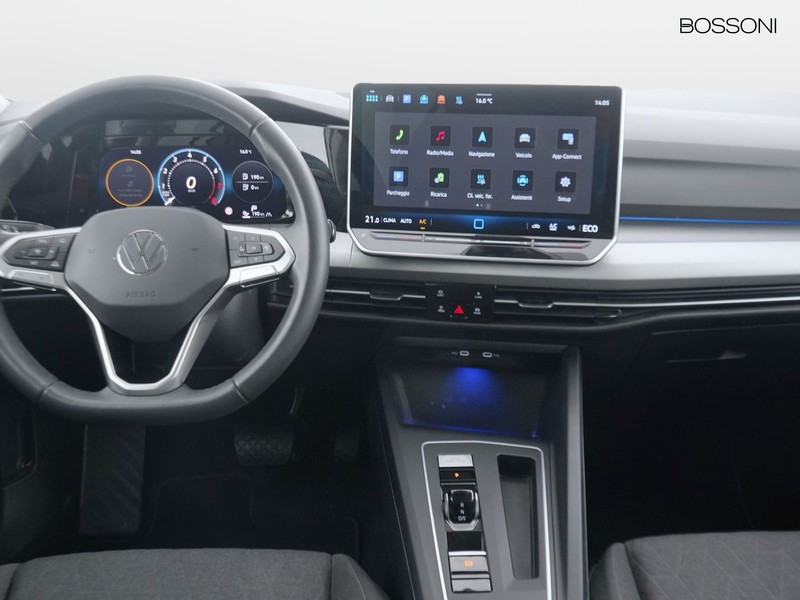 7 - Volkswagen Golf 1.5 tsi ehybrid 204cv edition plus dsg