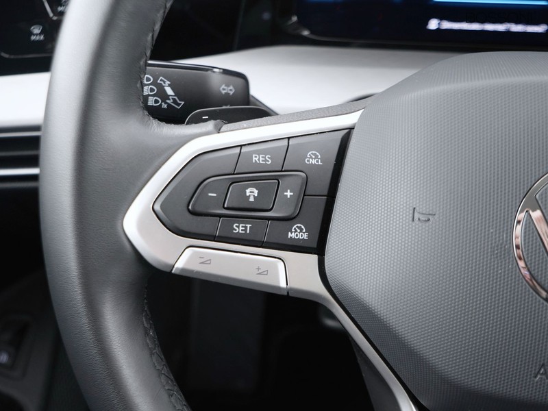 25 - Volkswagen Golf 1.5 tsi ehybrid 204cv edition plus dsg