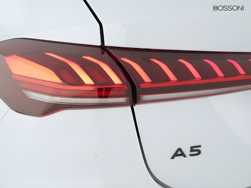 7 - Audi A5 avant 2.0 tdi mhev+ 204cv business advanced