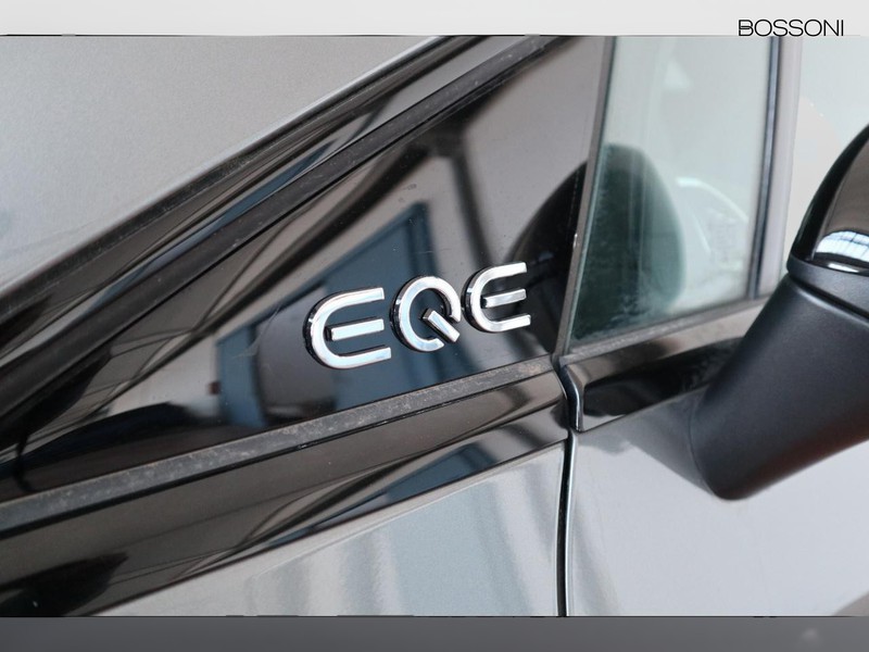 19 - Mercedes EQE 350 premium plus 4matic