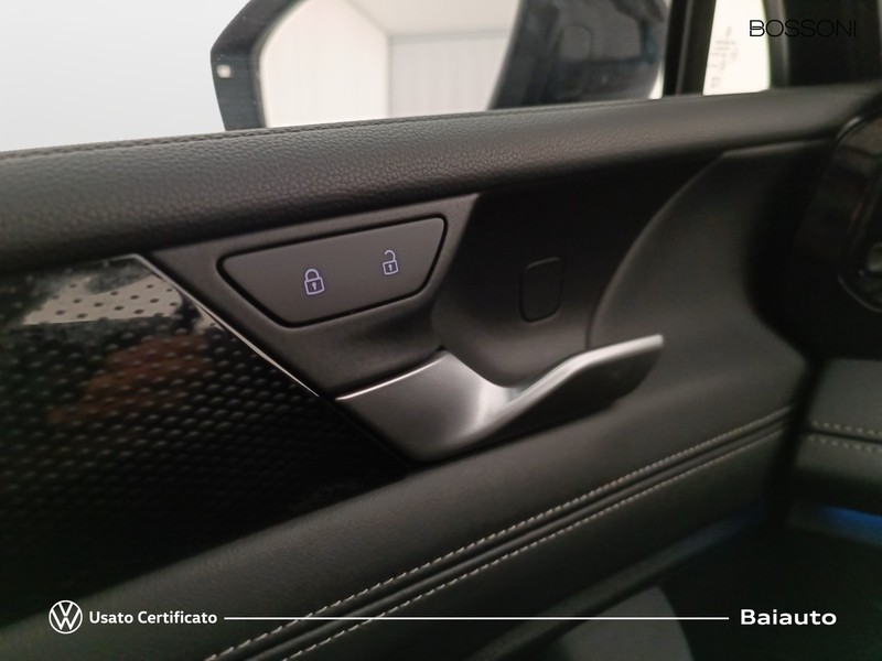 19 - Volkswagen Tiguan 2.0 tdi scr 150cv life dsg