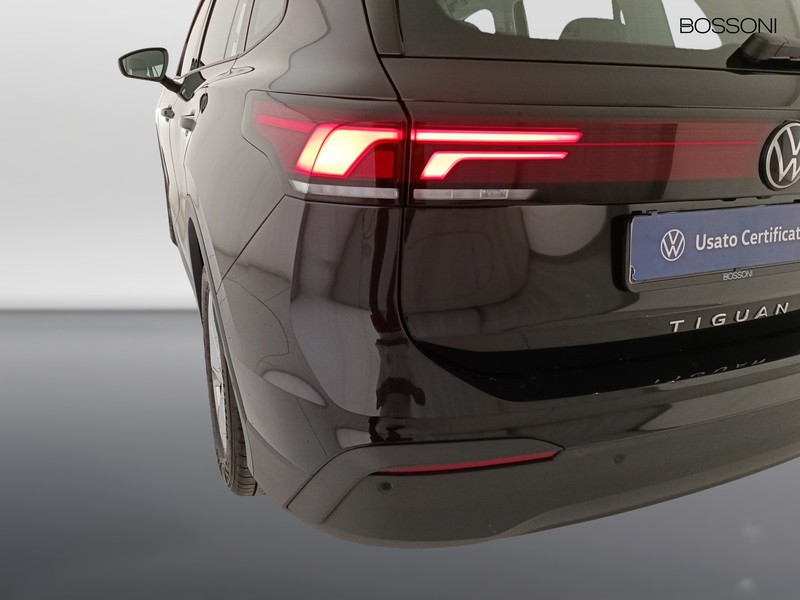 25 - Volkswagen Tiguan 2.0 tdi scr 150cv life dsg