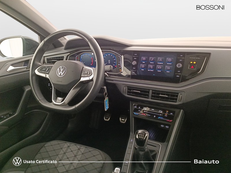 7 - Volkswagen Taigo 1.0 tsi 115cv r-line