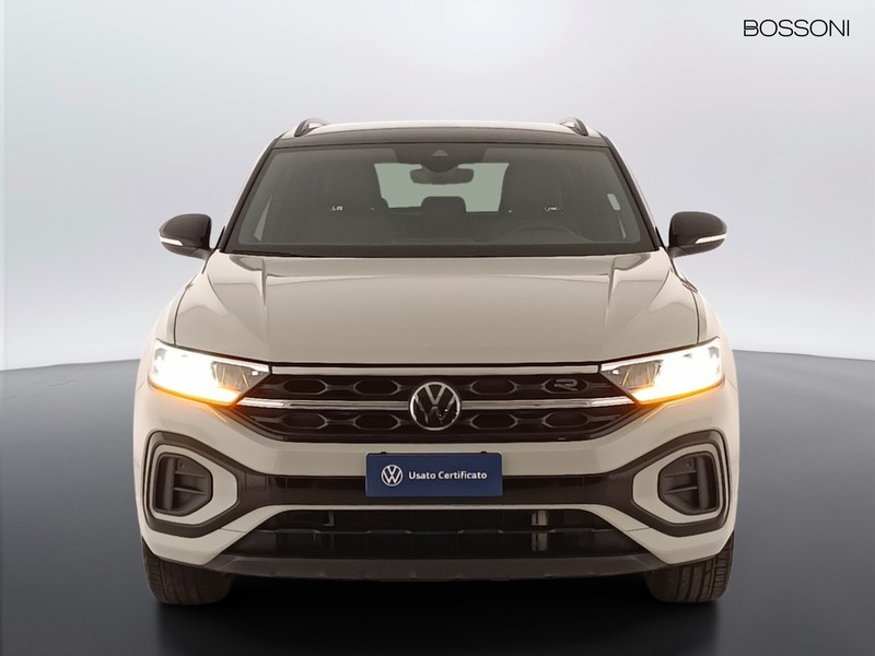 25 - Volkswagen T-Roc 1.0 tsi 110cv r line
