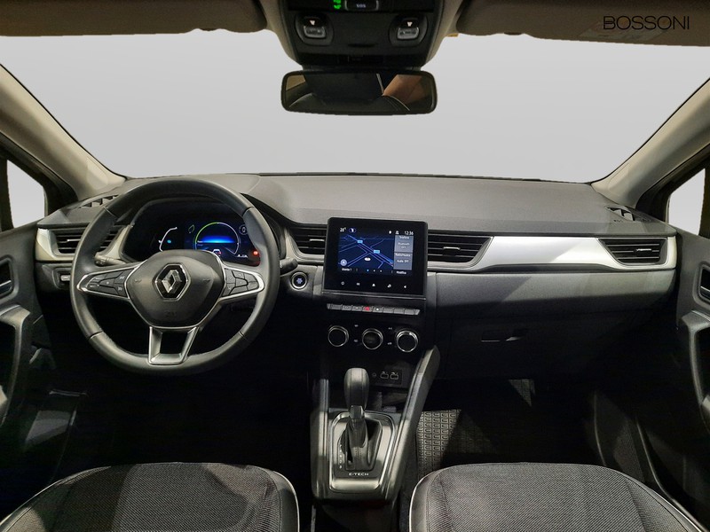 7 - Renault Captur 1.6 e-tech full hybrid techno auto 145cv
