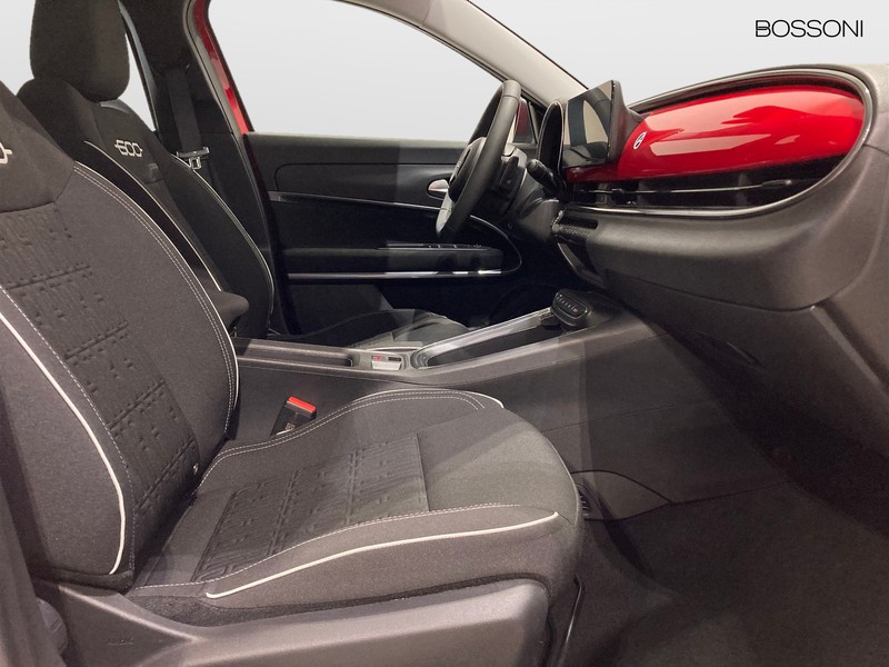 7 - Fiat 600 1.2 hybrid 145cv edct