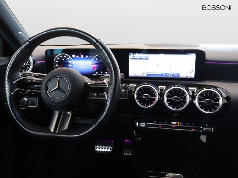 13 - Mercedes Classe A 180 d amg line advanced plus digital edition speedshift dct amg 8g