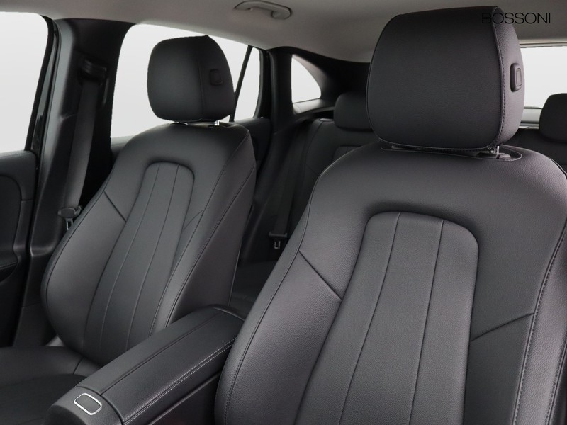 7 - Mercedes GLA 200 d progressive advanced plus 8g-dct