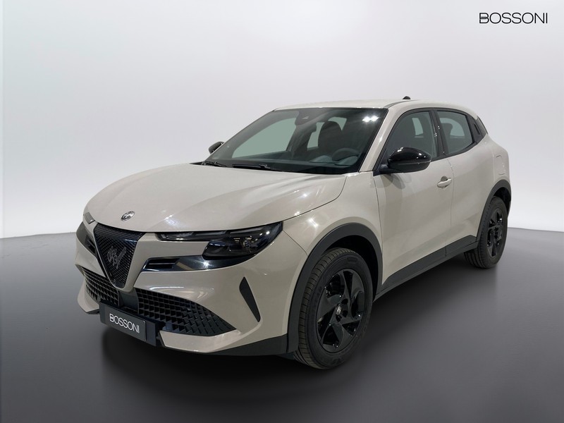 1 - Alfa Romeo Junior 1.2 hybrid 145cv ibrida edct6