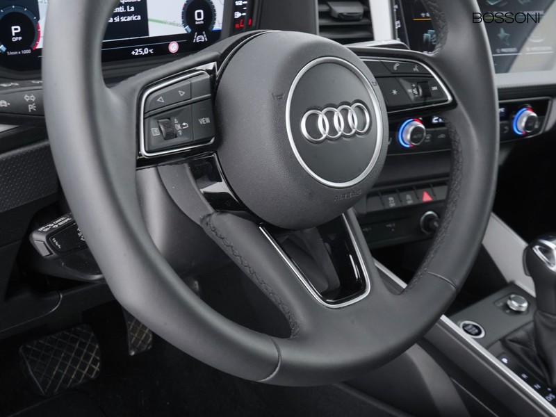 25 - Audi A1 allstreet 30 1.0 tfsi 116cv business s tronic