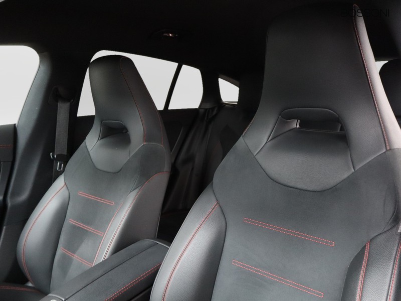 7 - Mercedes CLA shooting brake 180 d amg line advanced plus 8g-dct