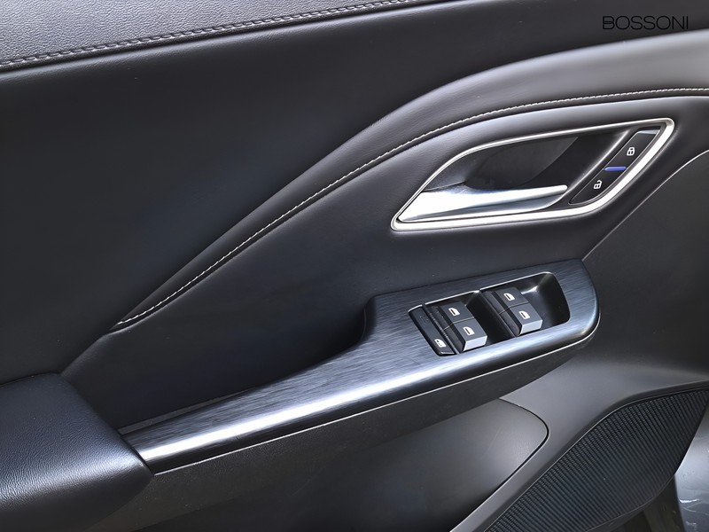 19 - Mg ZS 1.5 hybrid+ luxury auto
