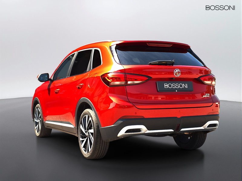 7 - Mg ZS 1.5 hybrid+ luxury auto