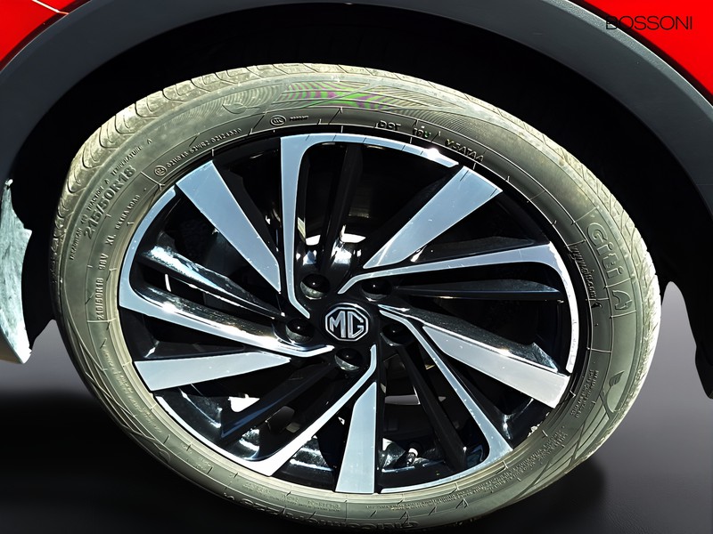 13 - Mg ZS 1.5 hybrid+ luxury auto