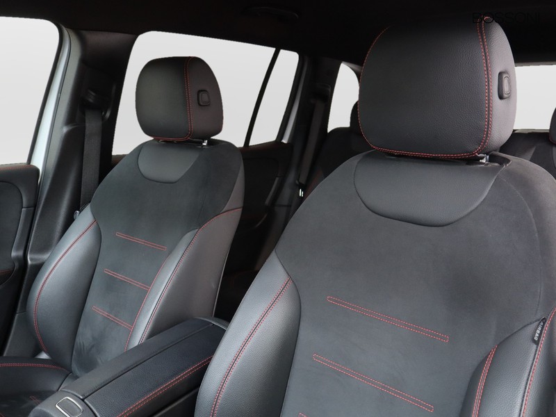 7 - Mercedes GLB 200 d premium 8g-dct