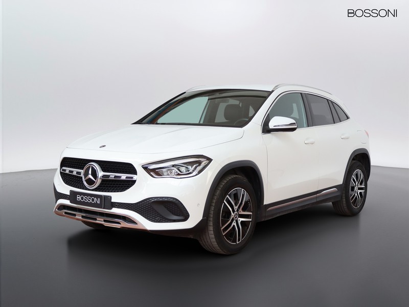 1 - Mercedes GLA 180 d sport plus 8g-dct