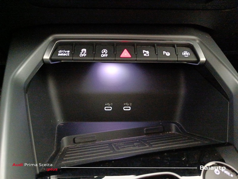 13 - Audi A3 sportback 2.0 tdi 150cv s line edition s tronic