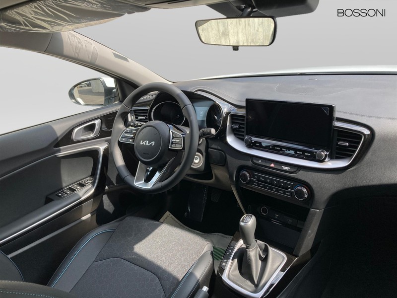 7 - Kia Xceed 1.0 t-gdi gpl 107cv business