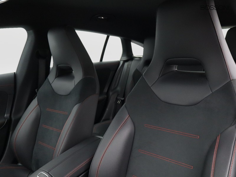 7 - Mercedes CLA shooting brake 180 d amg line premium 8g-dct