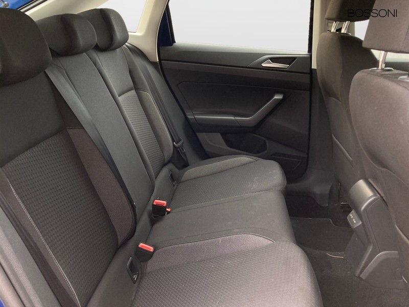 7 - Volkswagen Taigo 1.0 tsi 115cv life
