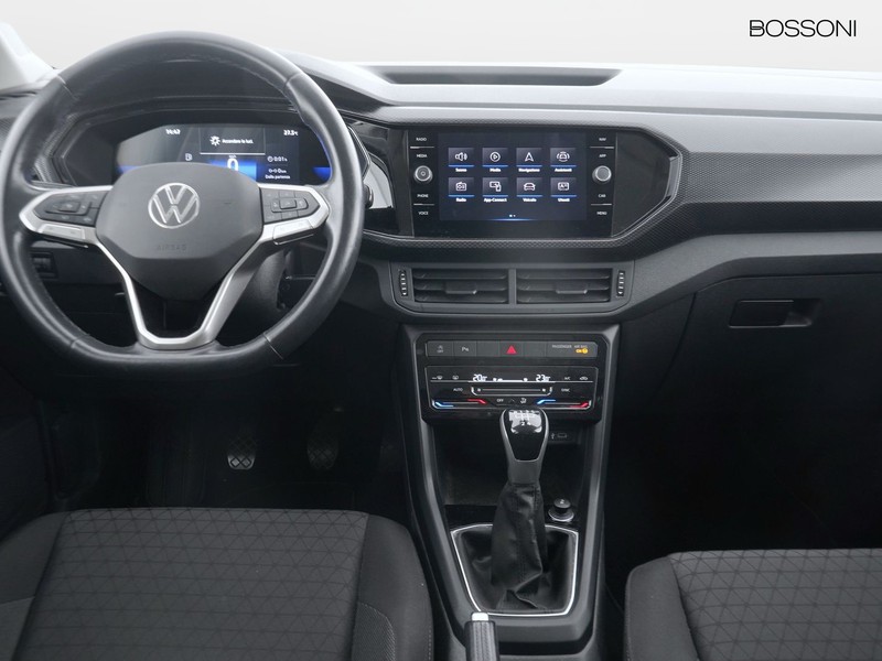 7 - Volkswagen T-Cross 1.0 tsi 95cv sport