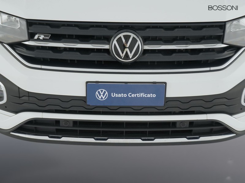 13 - Volkswagen T-Cross 1.0 tsi 95cv sport