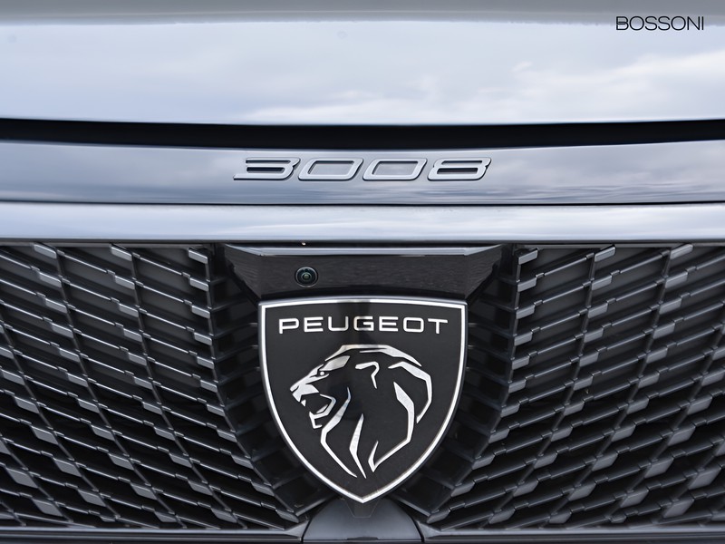 25 - Peugeot 3008 1.2 hybrid 145cv gt e-dcs6