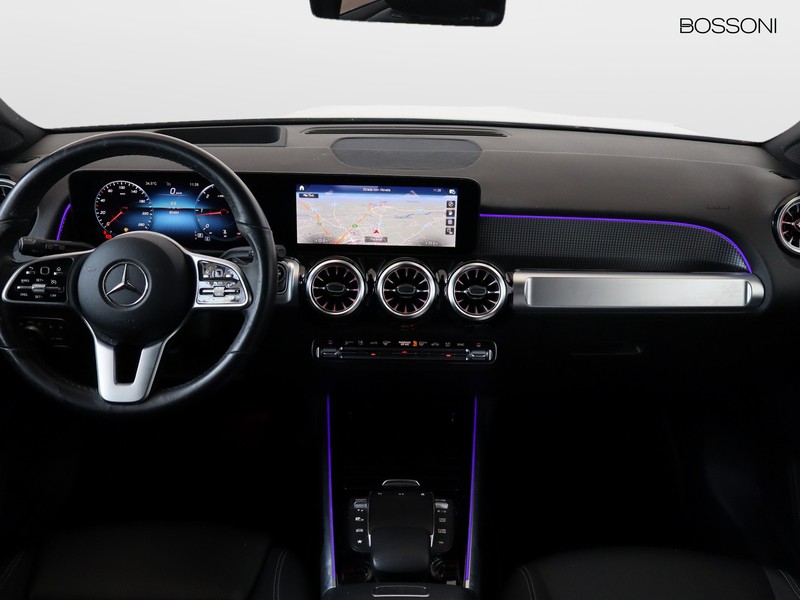13 - Mercedes GLB 200 d sport plus 4matic 8g-dct