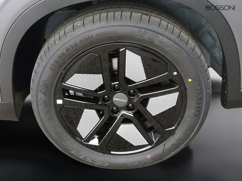 13 - Omoda 5 1.6 tgdi premium 7dct