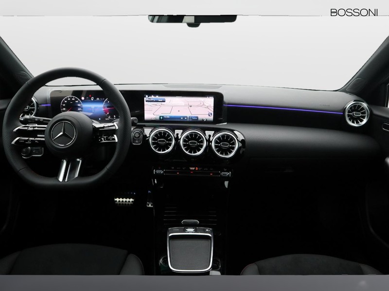 13 - Mercedes Classe A 180 d amg line advanced plus speedshift dct amg 8g