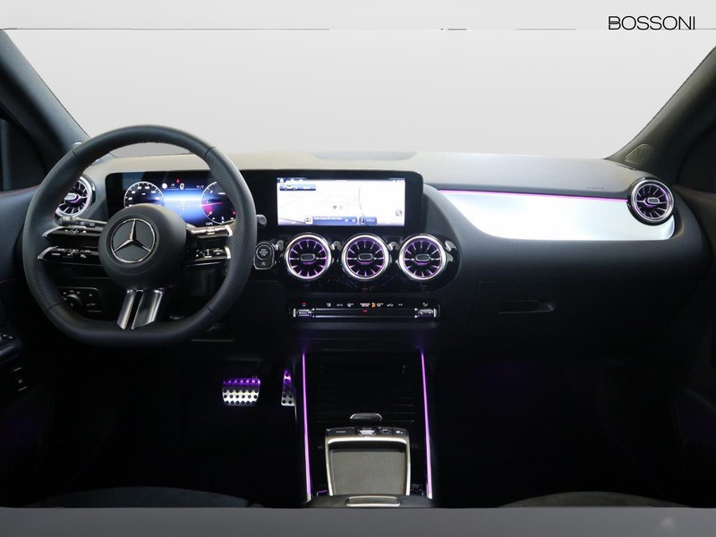 13 - Mercedes GLA 200 d amg line advanced plus 8g-dct