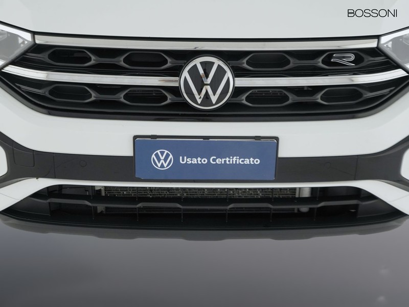 13 - Volkswagen T-Roc 1.5 tsi act r line dsg