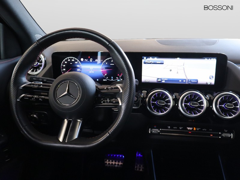 13 - Mercedes GLA 200 d amg line advanced plus digital edition 8g-dct