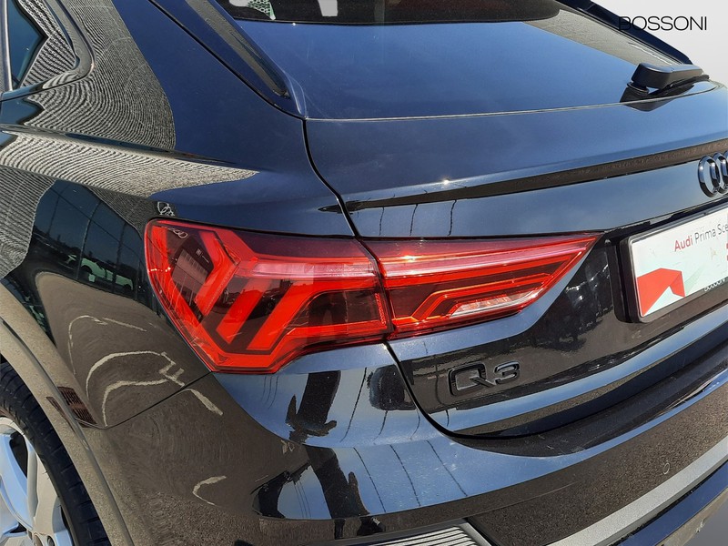 7 - Audi Q3 sportback 35 2.0 tdi s line edition s tronic